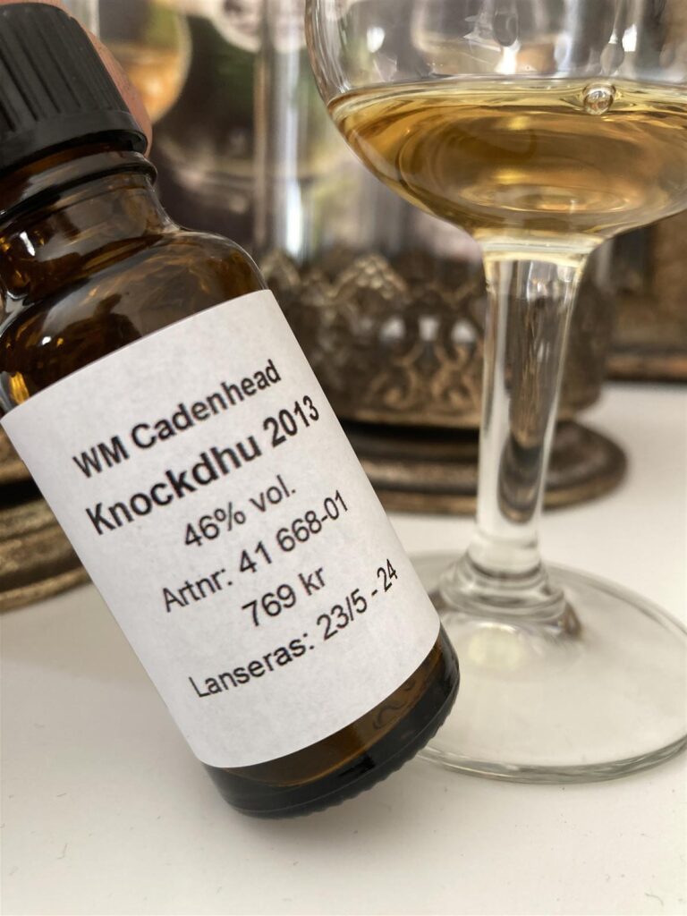 WM Cadenhead’s Knockdhu (2013) 10 yo 46%